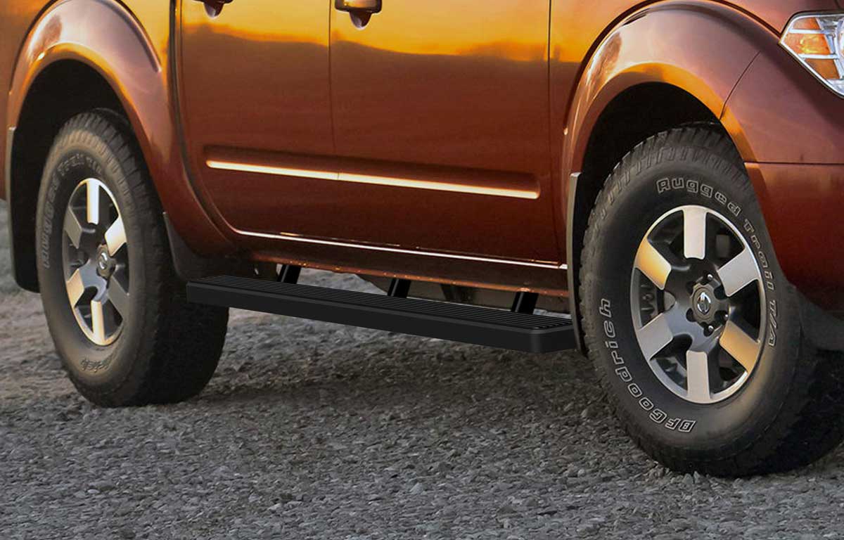 iBoard iBoard Running Boards Nissan Frontier Crew Cab 20052012
